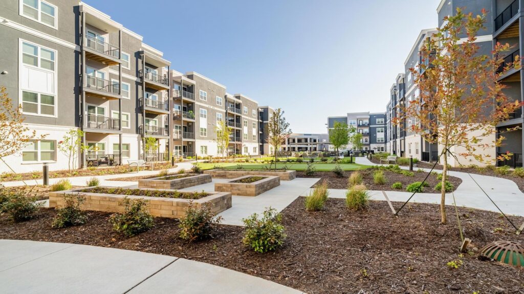 Outlook Amenity Area, Gwinnett, GA 1